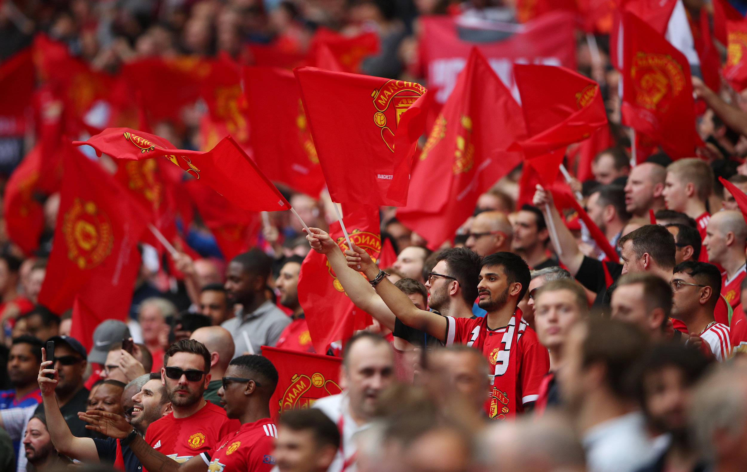 PG电子官方-曼联队员在场上展现出了团结和合作