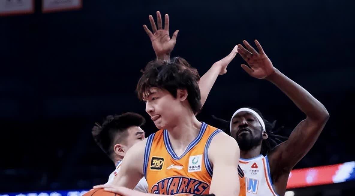 东北虎队在最新一场比赛中大胜对手 东北虎队在最新一场比赛中大胜对手