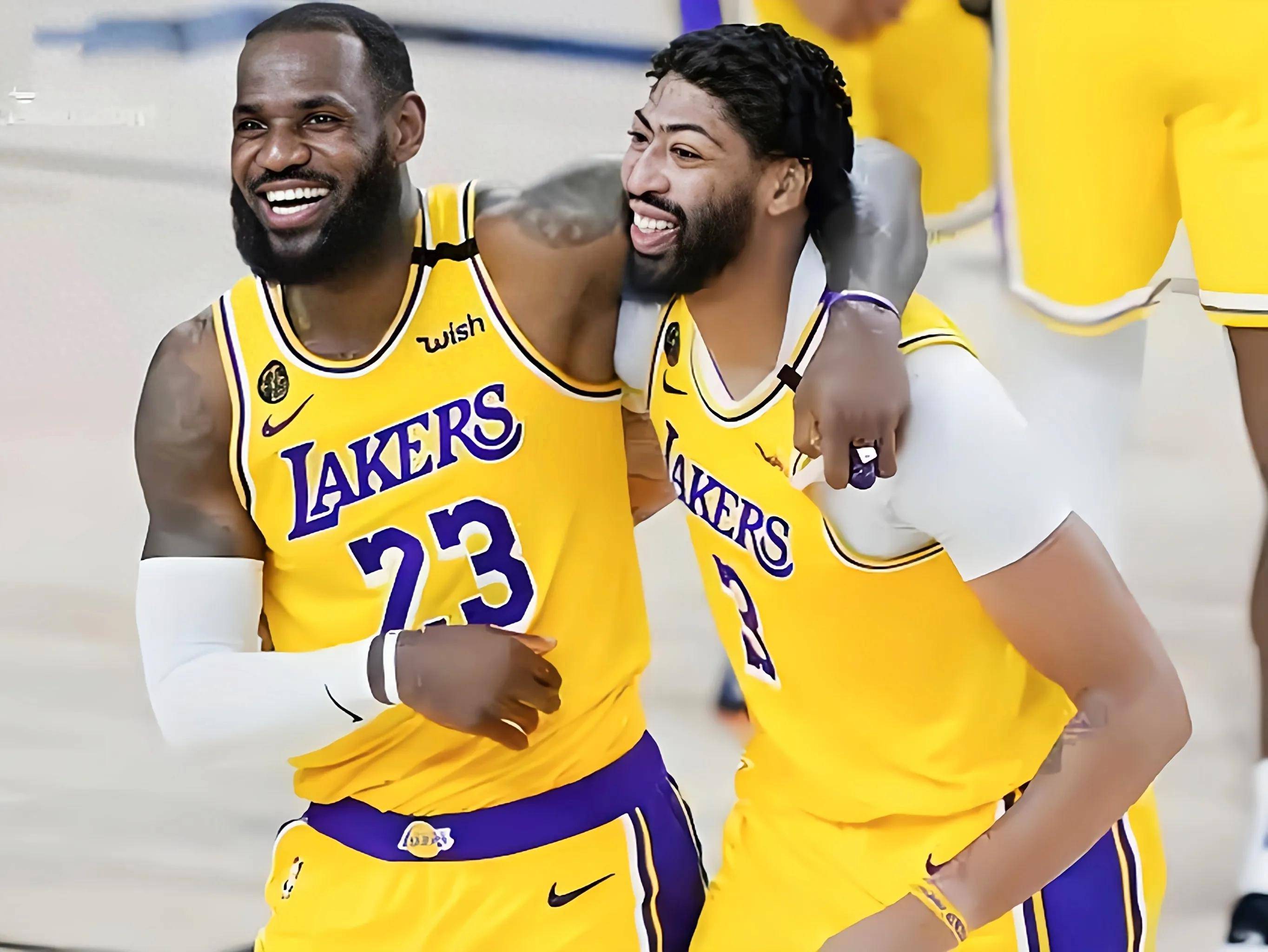 湖人全队发挥出色,击败老鹰 湖人全队发挥出色,击败老鹰