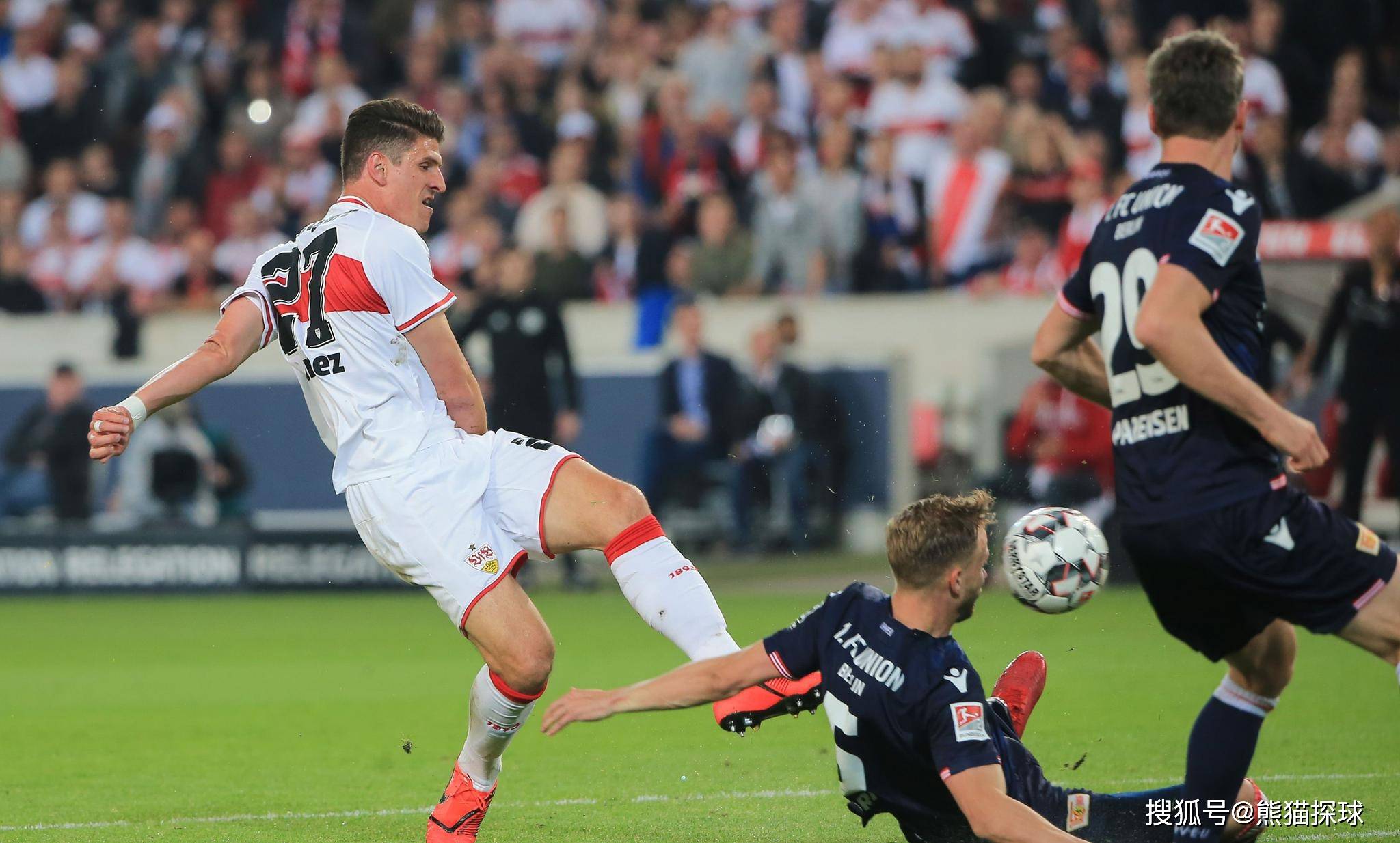 沙尔克中场被禁赛,影响球队赛程 沙尔克中场被禁赛,影响球队赛程