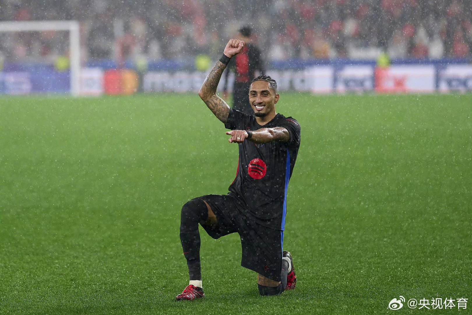 包含本菲卡客场失利,保级军团士气低迷的词条 包含本菲卡客场失利,保级军团士气低迷的词条