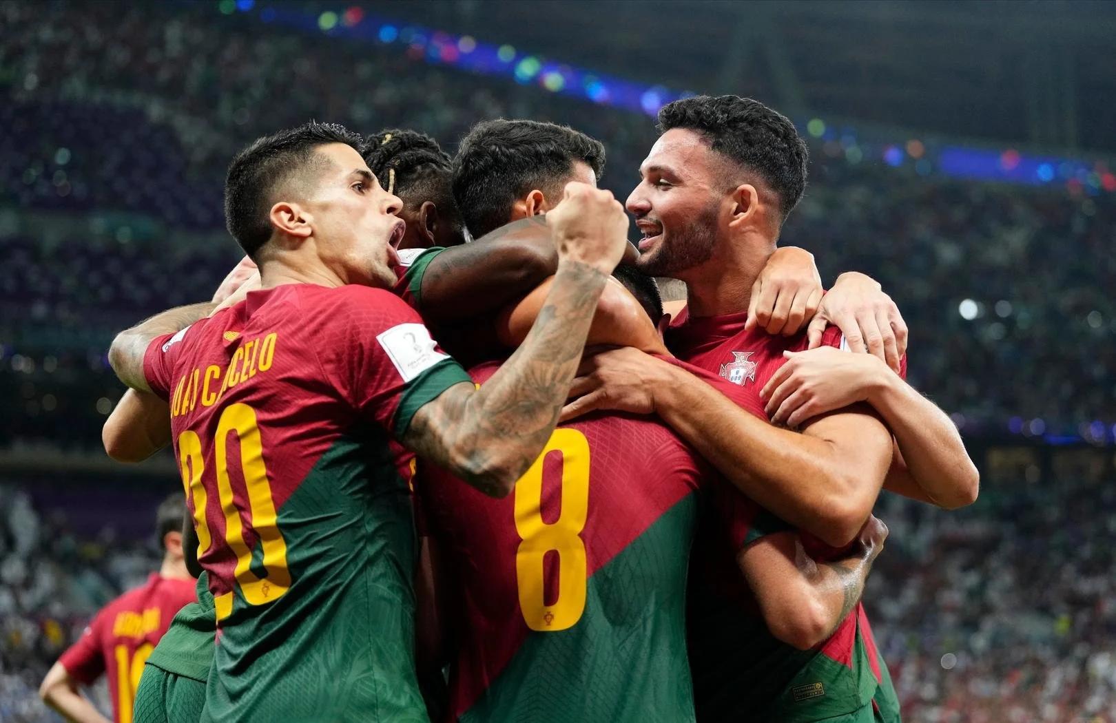 PG电子试玩官网-顶尖球队碰撞，谁将笑到最后？的简单介绍