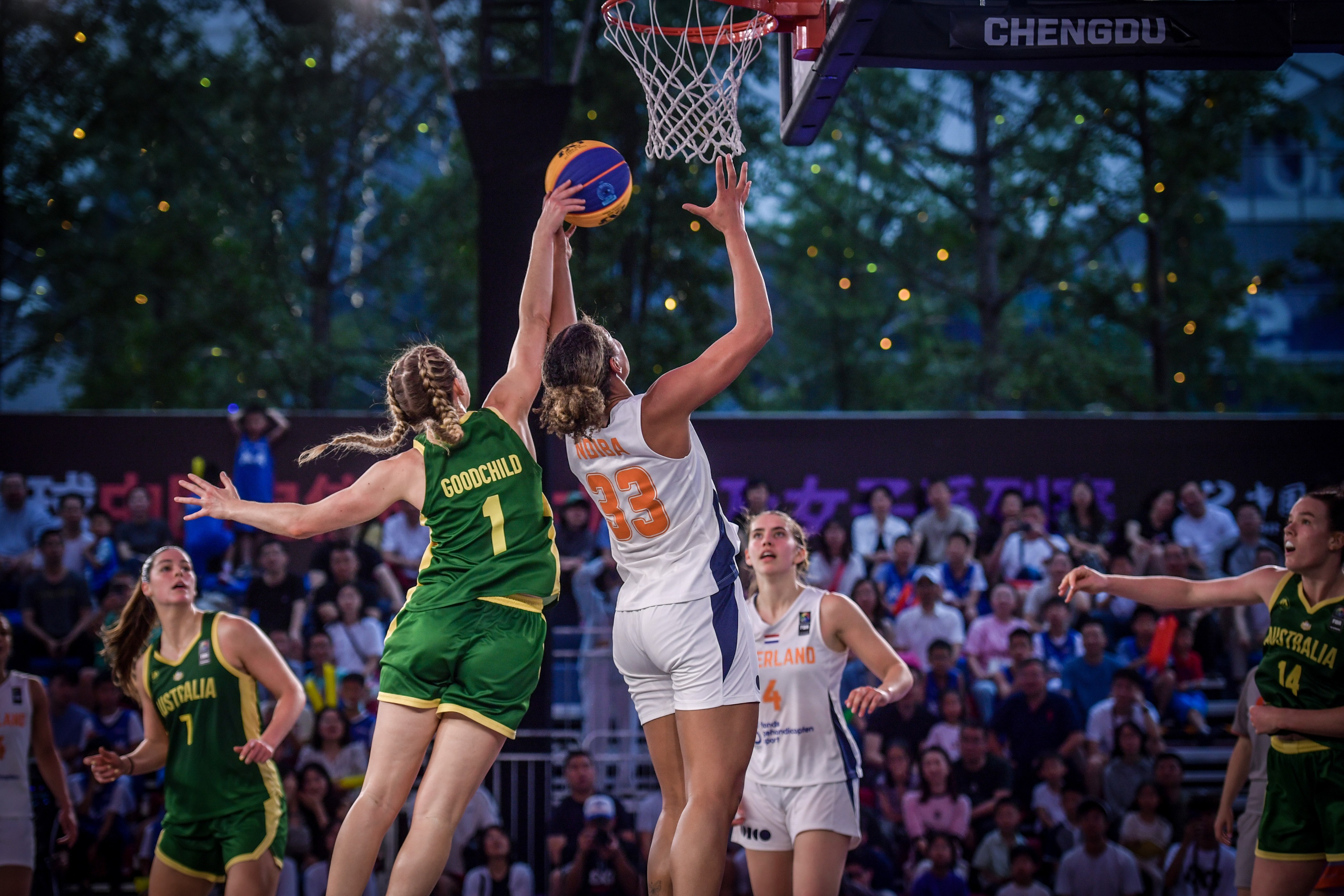 PG中国登录入口-国内篮球顶级赛事近期的紧张对决令球迷痴迷的简单介绍