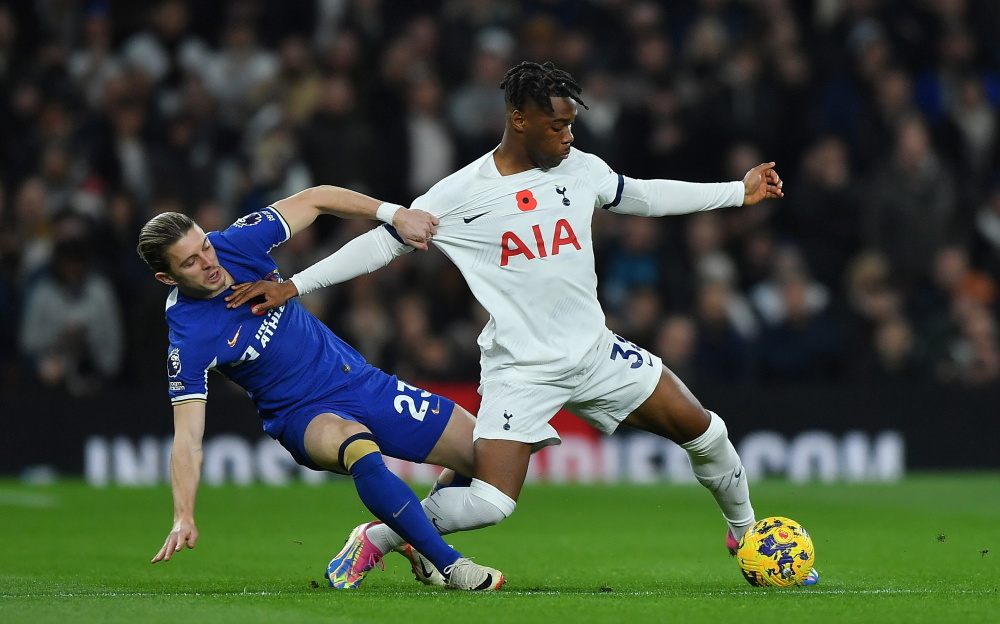 PG Soft Gaming-关于英冠联赛热刺胜格雷茅斯登顶积分榜的信息