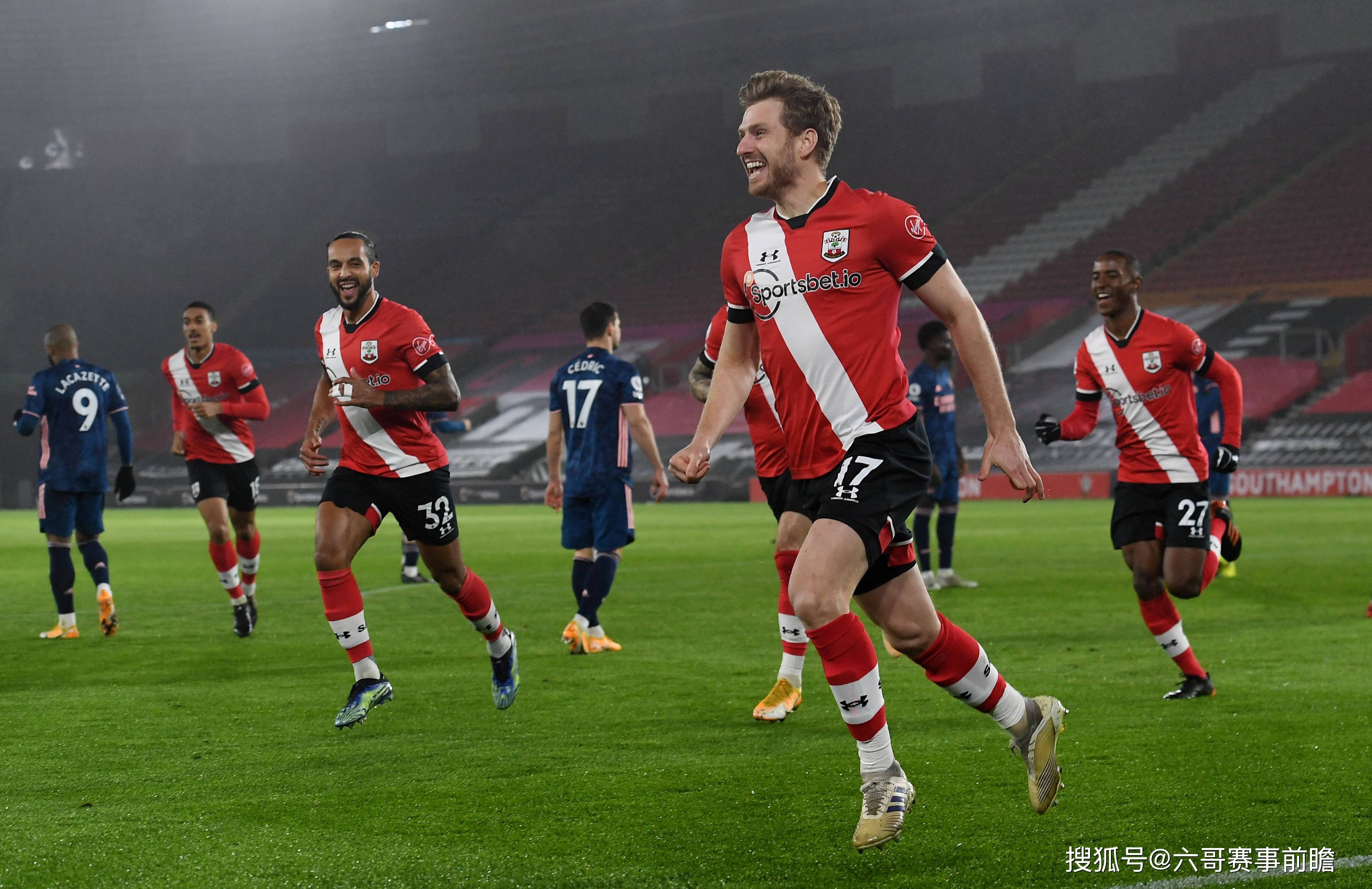 水晶宫队遗憾战平伯恩利，防守端有待提升