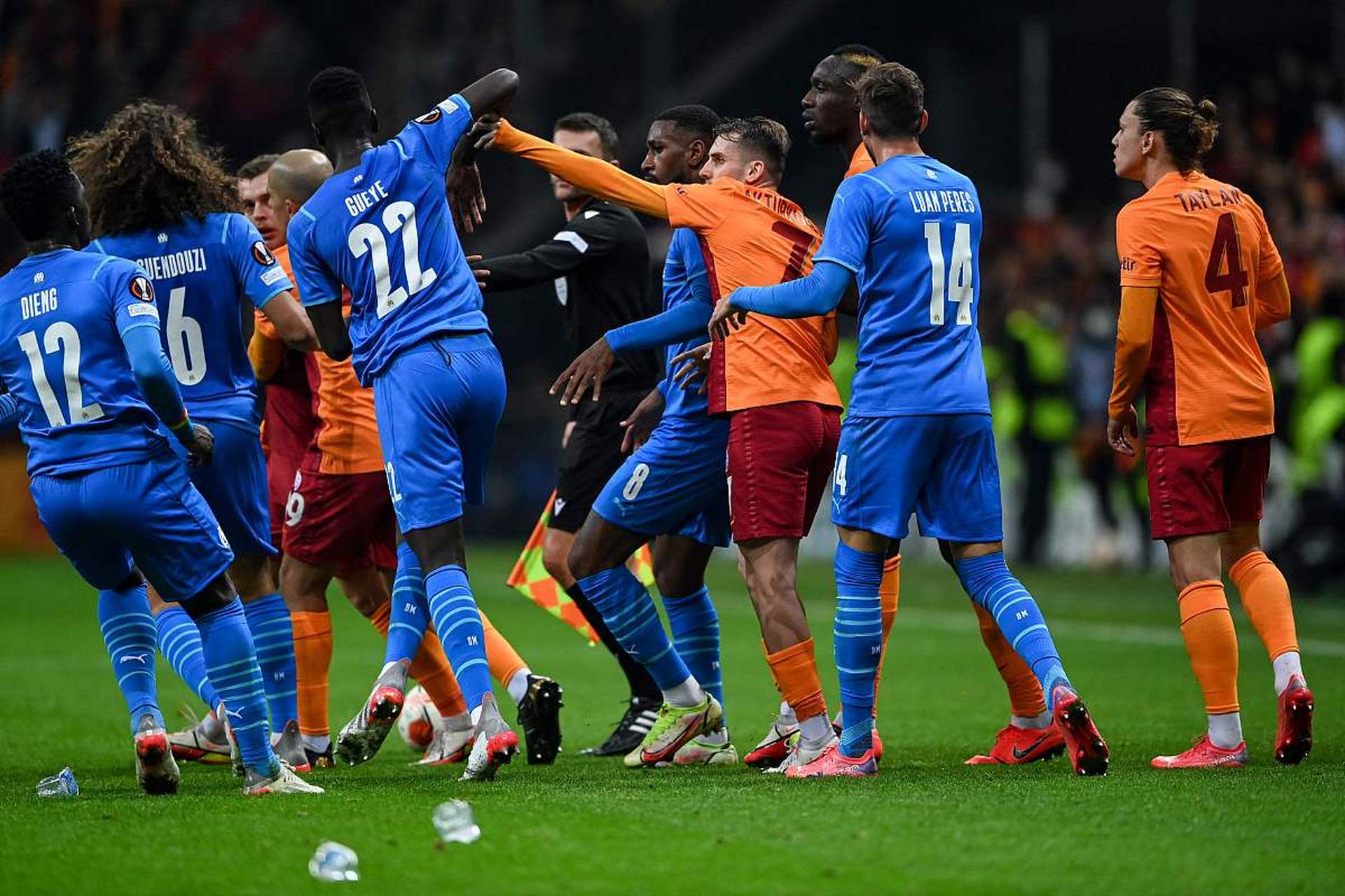 关于欧预赛战绩喜人，球队一往无前夺冠在望的信息