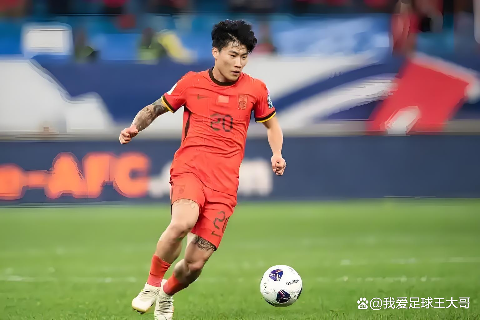 联赛收官战,夺冠球队崭露头角 联赛收官战,夺冠球队崭露头角