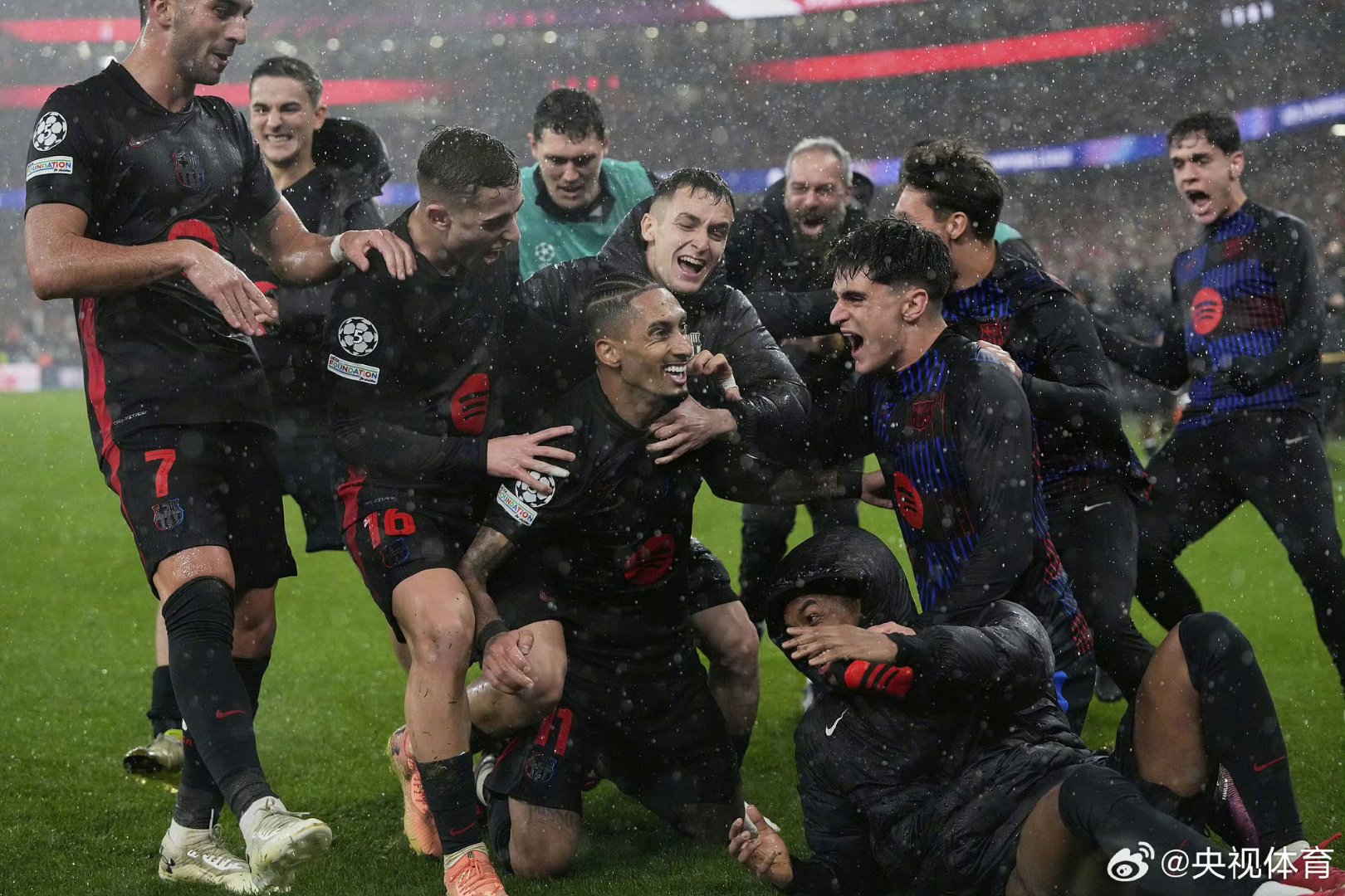 PG电子官网入口-巴塞罗那队众筹成功迎接挑战