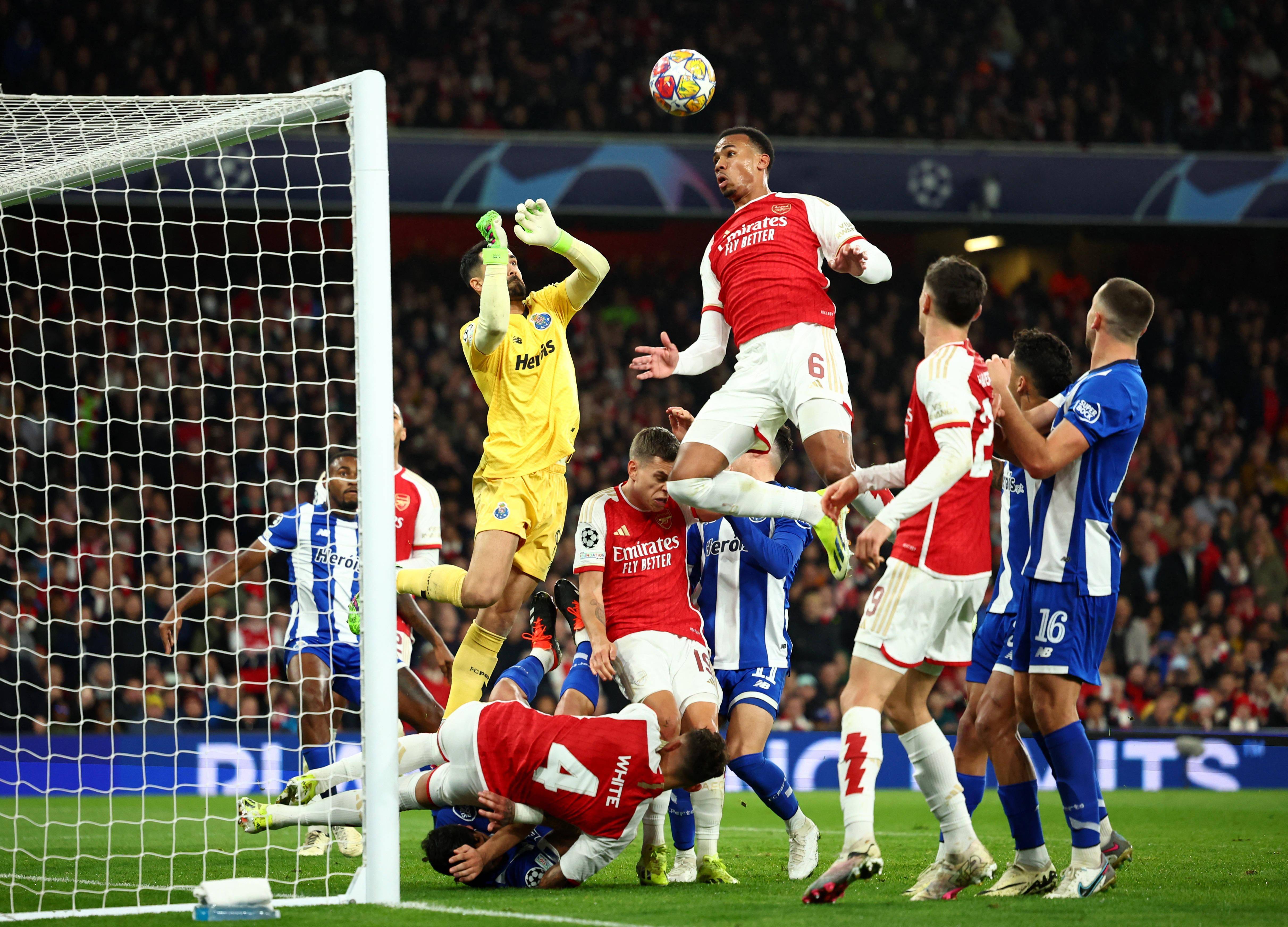 塞尔维亚队在欧预赛赛场上冷静应对,取得胜利 塞尔维亚队在欧预赛赛场上冷静应对,取得胜利