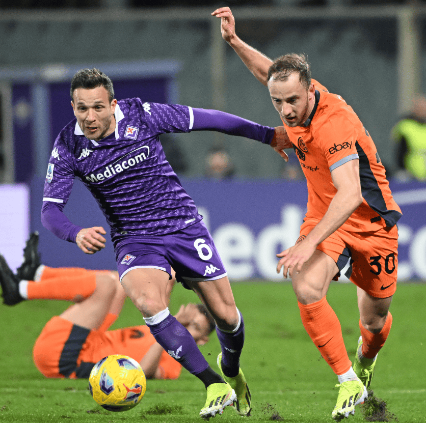 佛罗伦萨抗议受辱失败,客场三球碾压莱切 佛罗伦萨抗议受辱失败,客场三球碾压莱切