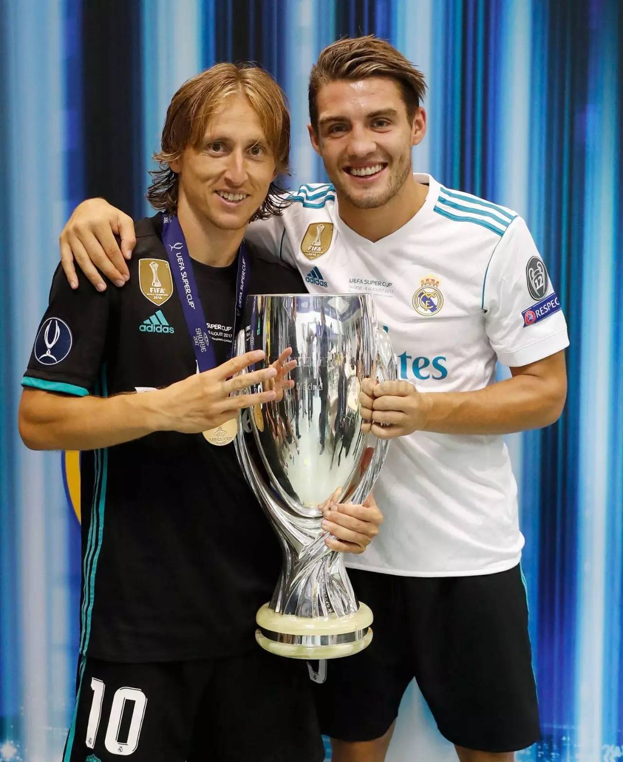 卫冕冠军迎来激烈挑战,球队实力有目共睹 卫冕冠军迎来激烈挑战,球队实力有目共睹