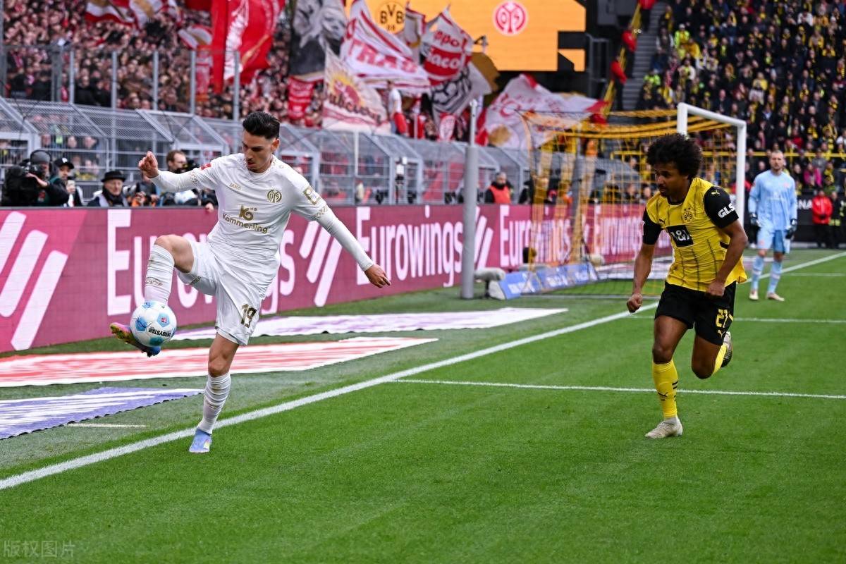 包含弗赖堡对阵多特蒙德,全力以赴的词条 包含弗赖堡对阵多特蒙德,全力以赴的词条