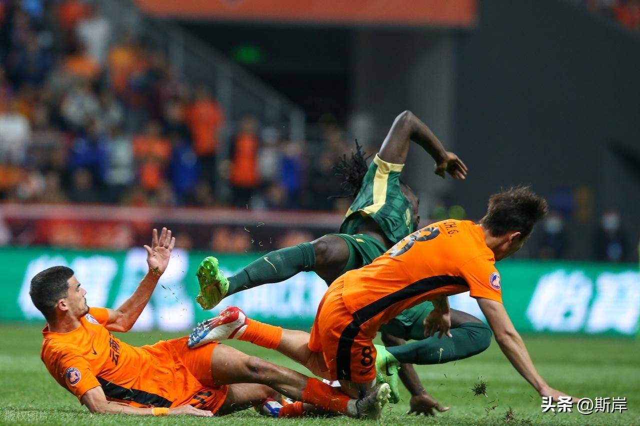 浙江队在激烈竞争中落败，球员需进一步努力