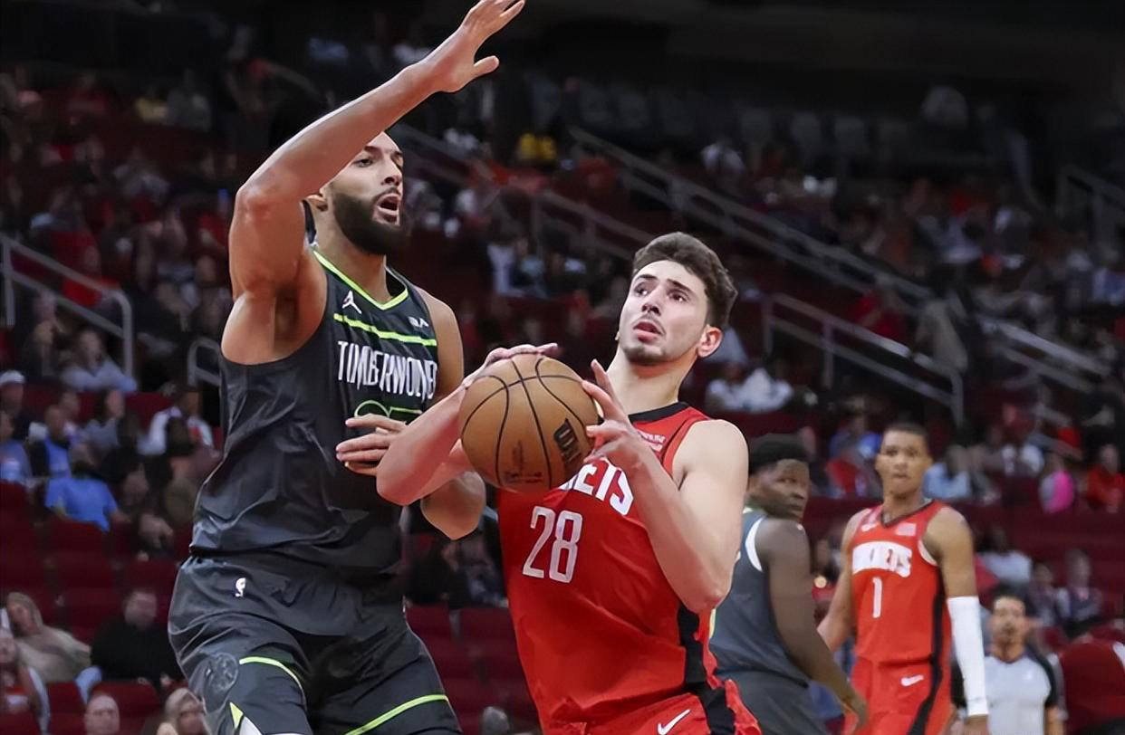 火箭不敌太阳遭遇连败,哈里特恩摧枯拉朽 火箭不敌太阳遭遇连败,哈里特恩摧枯拉朽