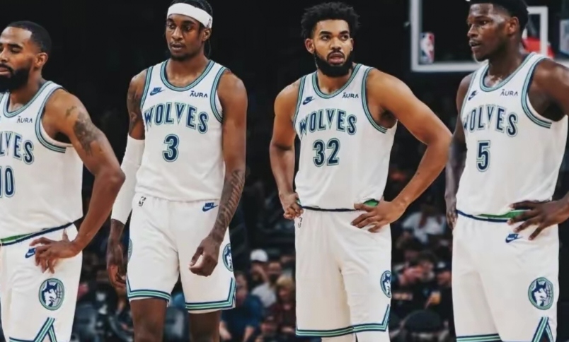 卢-亨特拉4球横扫对手,赛季态势强劲 卢-亨特拉4球横扫对手,赛季态势强劲