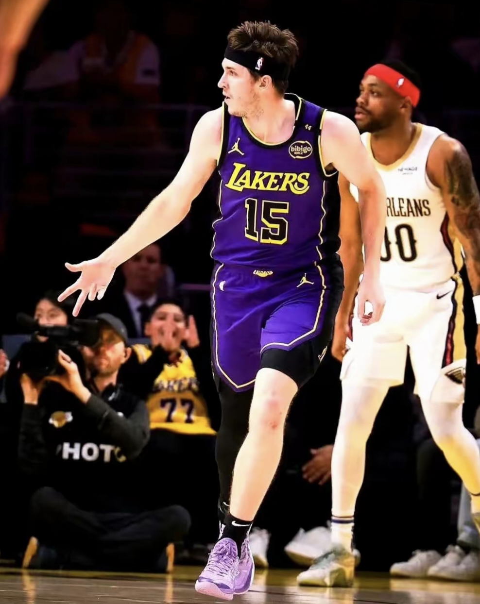 安东尼·戴维斯领航鹈鹕队,连胜势头不停 安东尼·戴维斯领航鹈鹕队,连胜势头不停