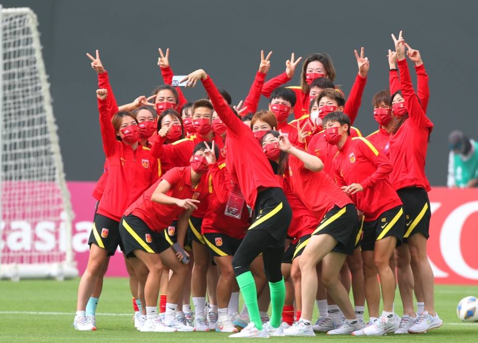 中国女足胜日本，亚洲锦标赛半决赛豪取胜利