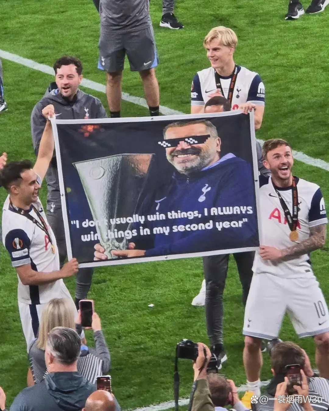 PG平台-热刺队在最后时刻逆袭，赢得了一场惊险胜利