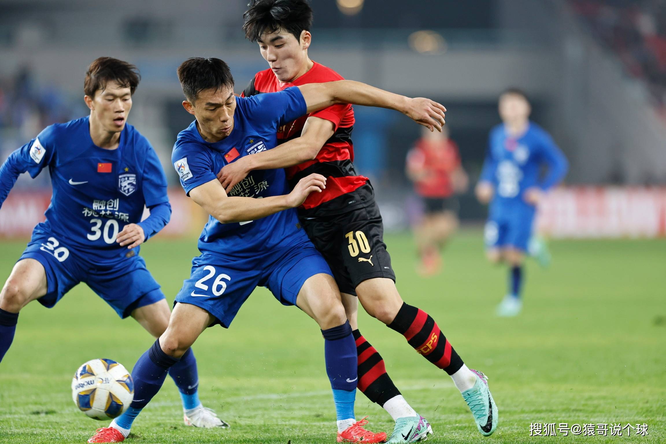 PG Soft Gaming-上海申花与大连一方激战，火爆比赛展开