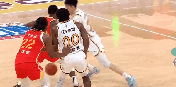 PG电子试玩官网-四川队力克山西队，张镇麟高光表现的简单介绍